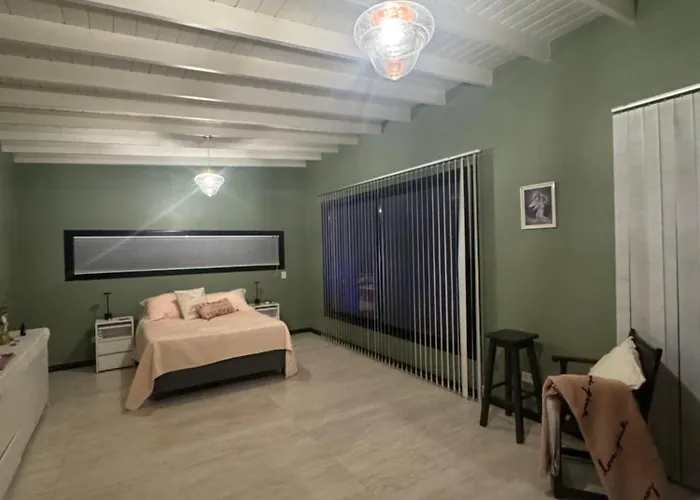 Casa De Huespedes En Estancias